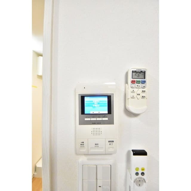 Room image 13