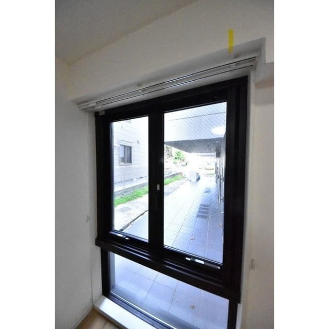 Room image 15