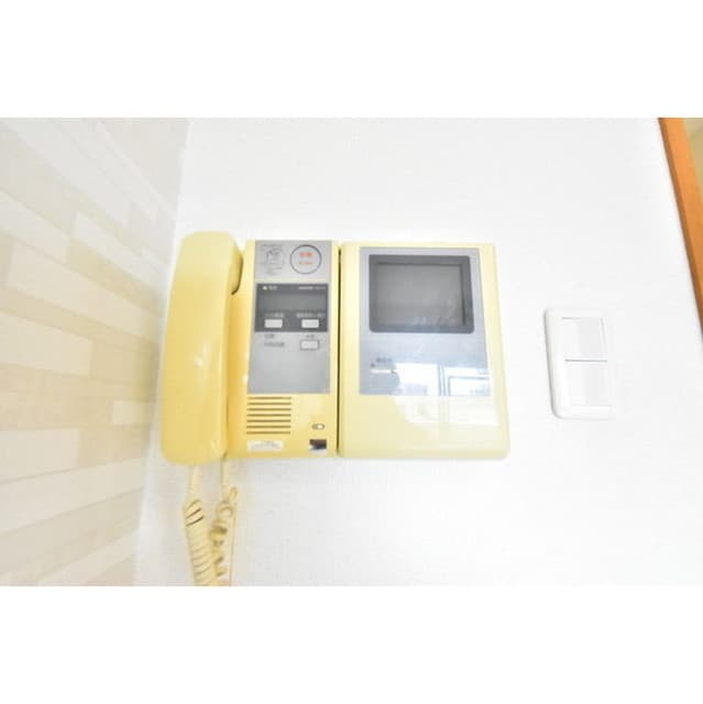 Room image 13