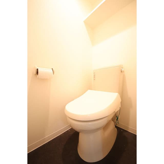 Room image 10