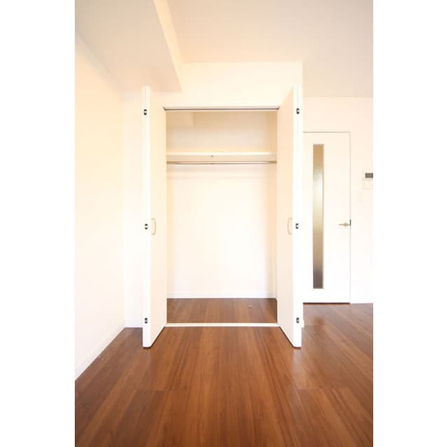 Room image 14