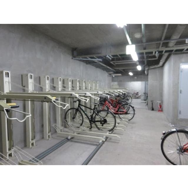 Room image 12