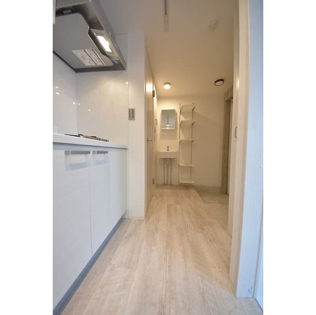 Room image 11