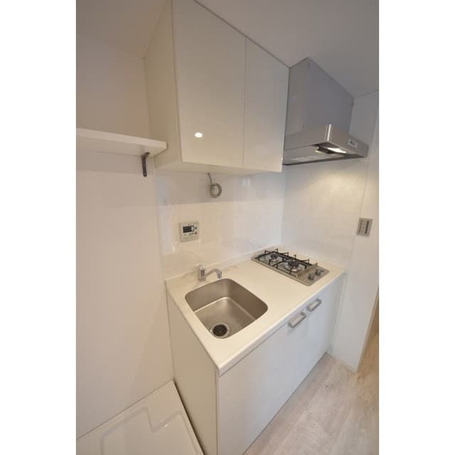 Room image 9