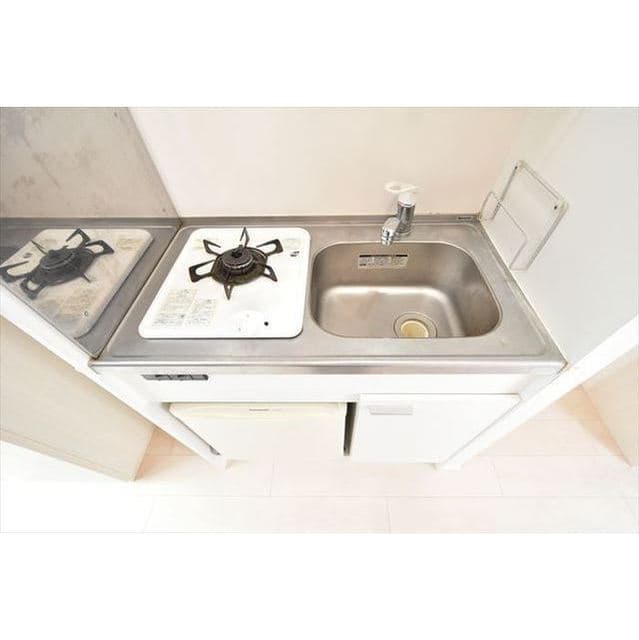 Room image 11