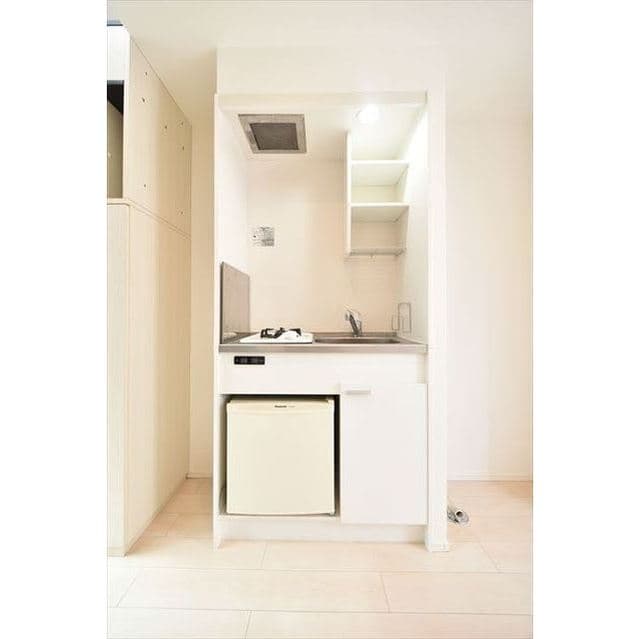 Room image 12