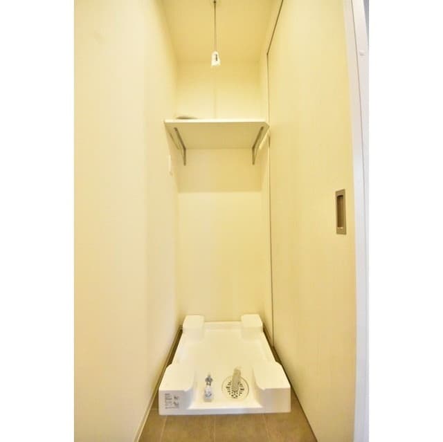 Room image 10
