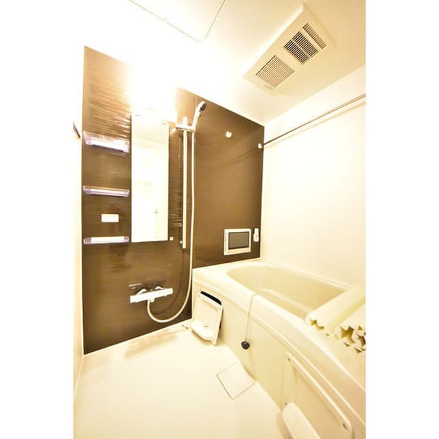 Room image 14