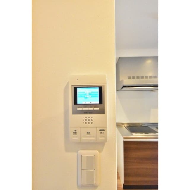 Room image 16