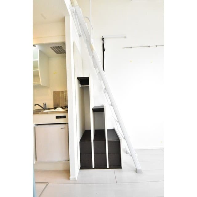 Room image 13