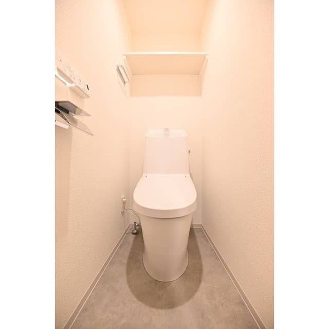 Room image 14
