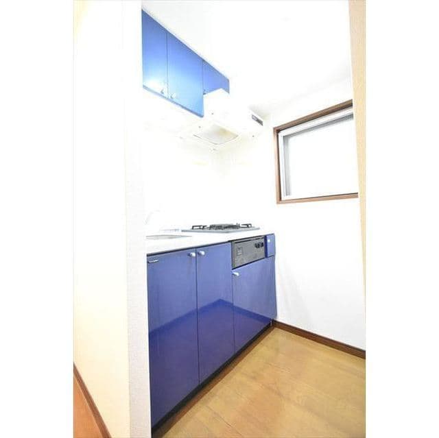 Room image 11