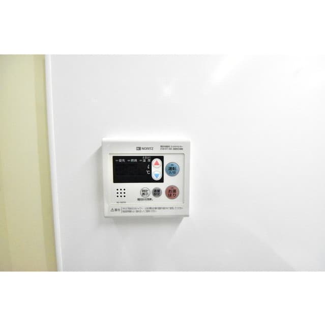 Room image 15