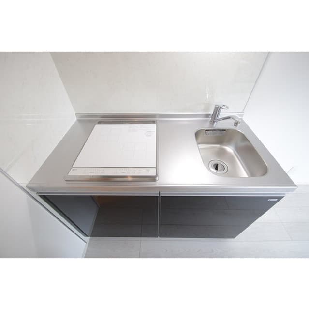 Room image 8