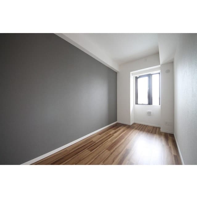Room image 16