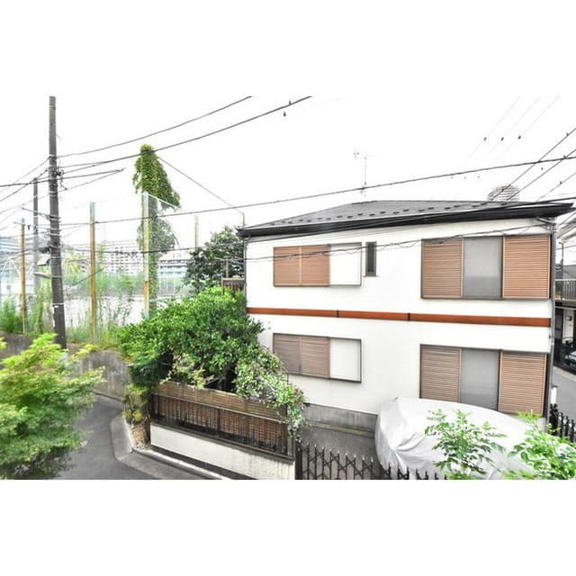 Room image 16