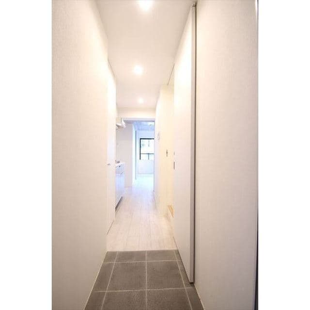 Room image 16