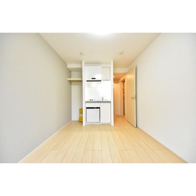 Room image 15