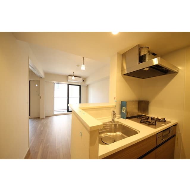 Room image 11