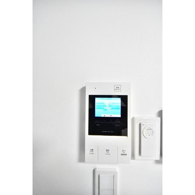 Room image 13