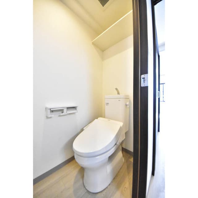 Room image 11