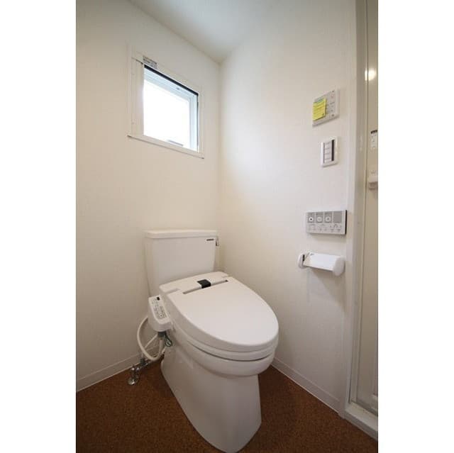 Room image 14