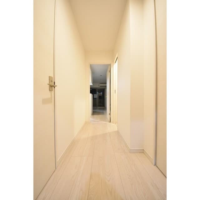Room image 9