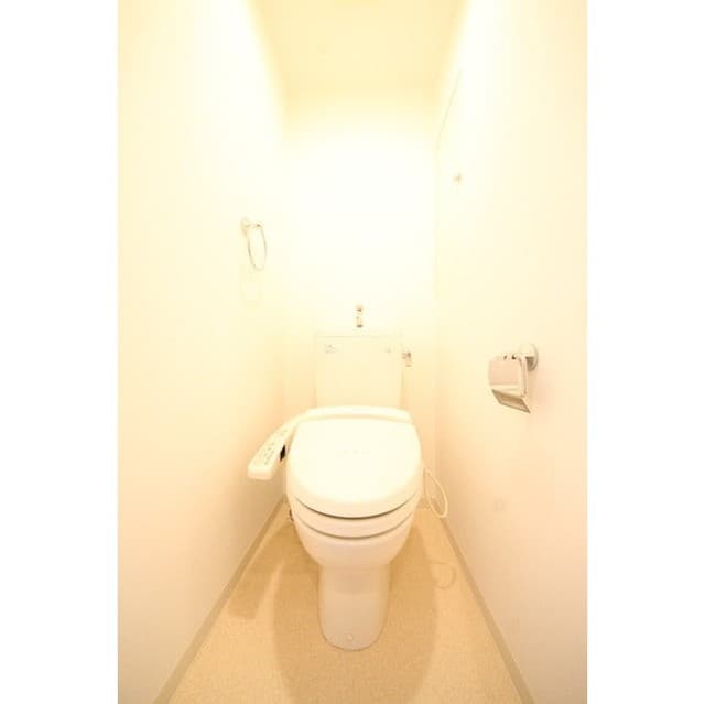 Room image 10