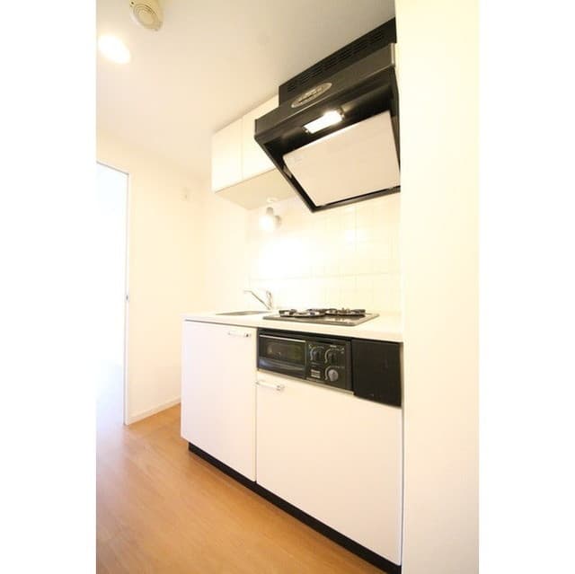 Room image 13