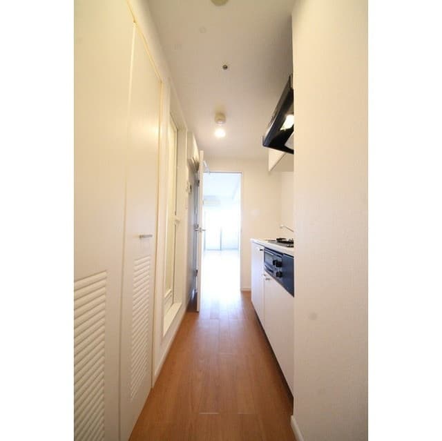 Room image 14