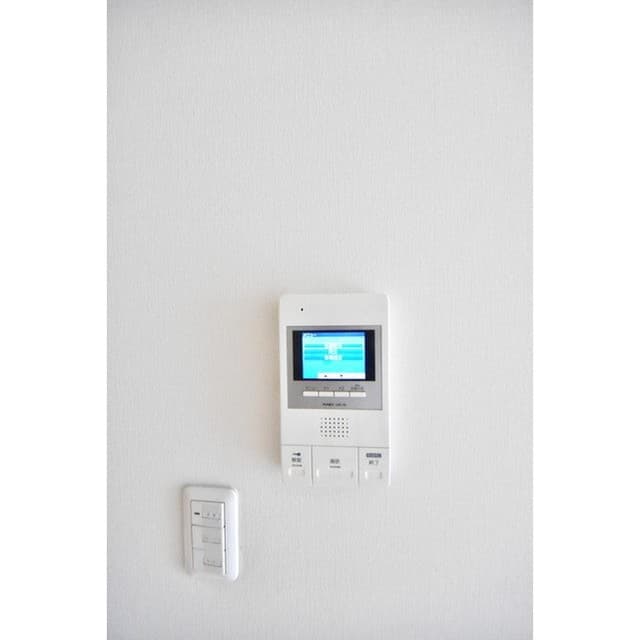 Room image 14