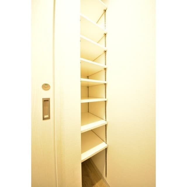 Room image 13