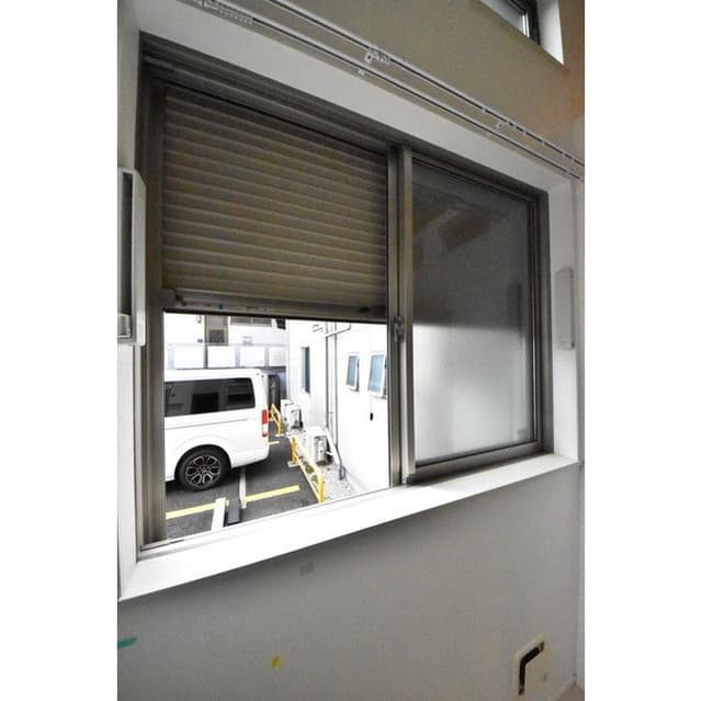 Room image 15