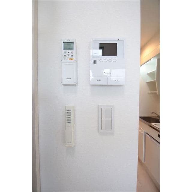 Room image 13