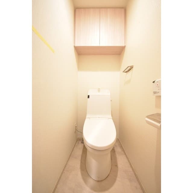 Room image 13