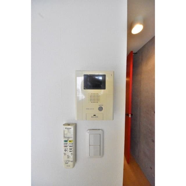 Room image 11