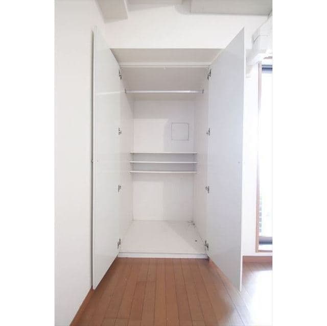 Room image 13