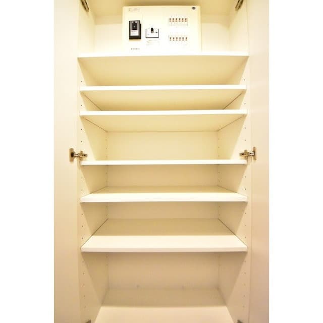 Room image 9