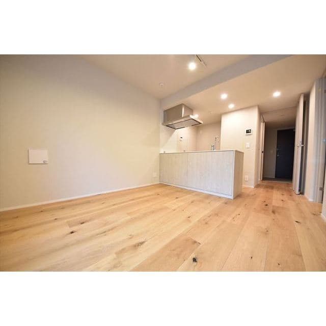 Room image 14