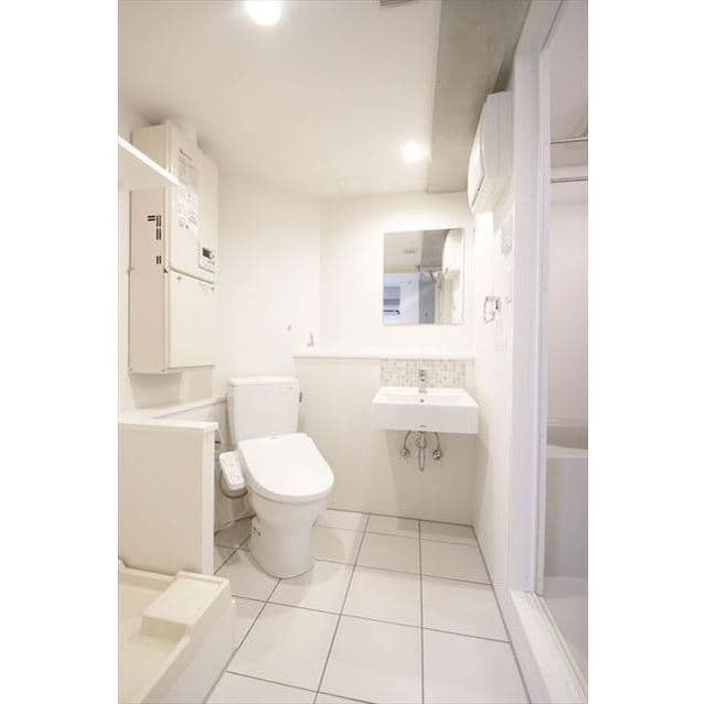 Room image 16