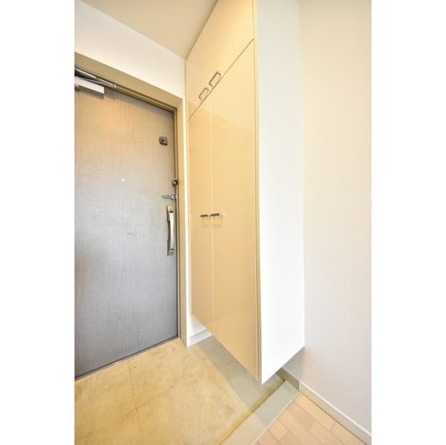 Room image 10
