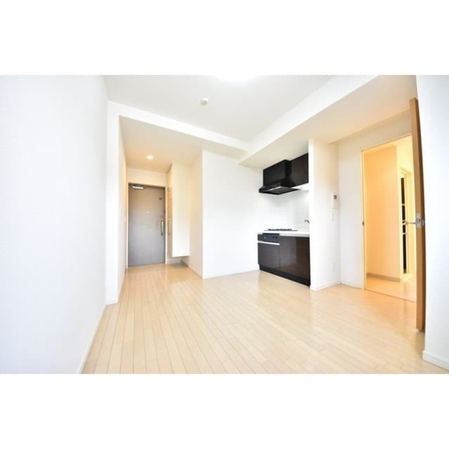 Room image 13