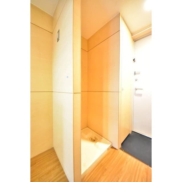 Room image 9