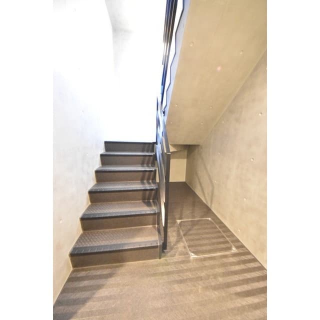 Room image 10