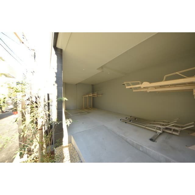 Room image 14