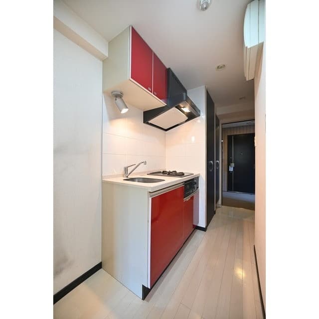 Room image 12