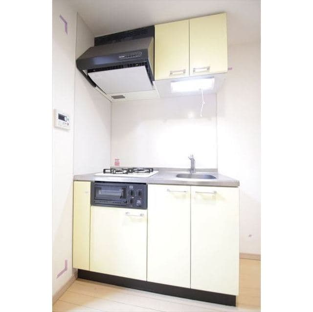 Room image 13
