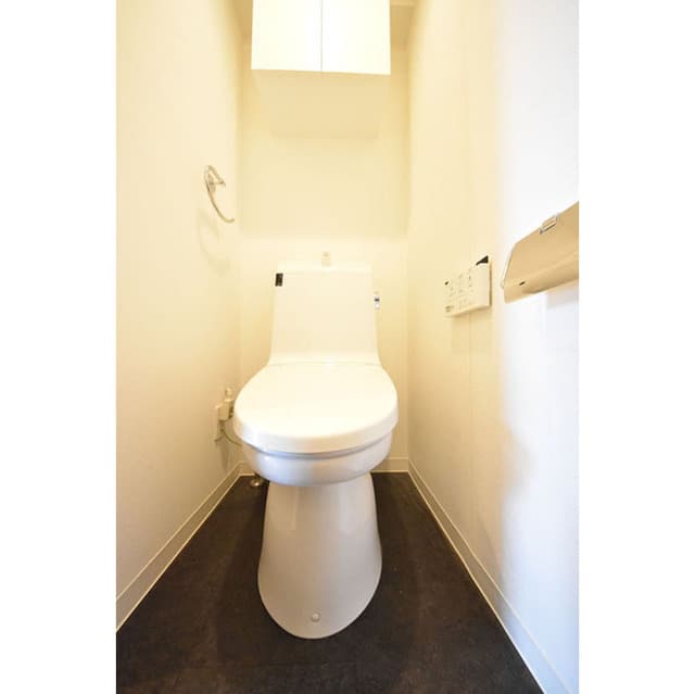 Room image 9