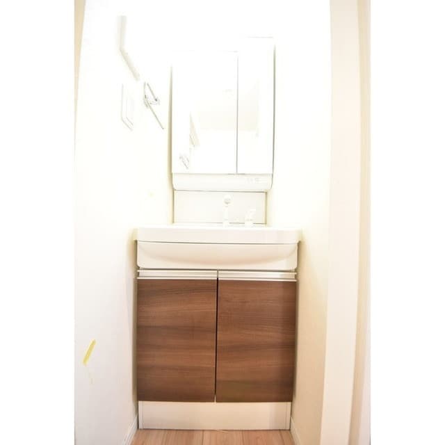 Room image 13