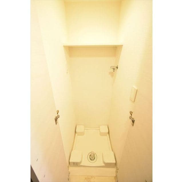 Room image 11